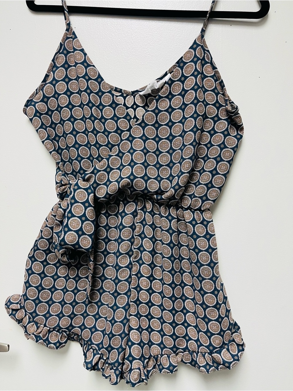 Sadie & Sage Navy Blue and Brown Circle Print Sleeveless Romper Shorts